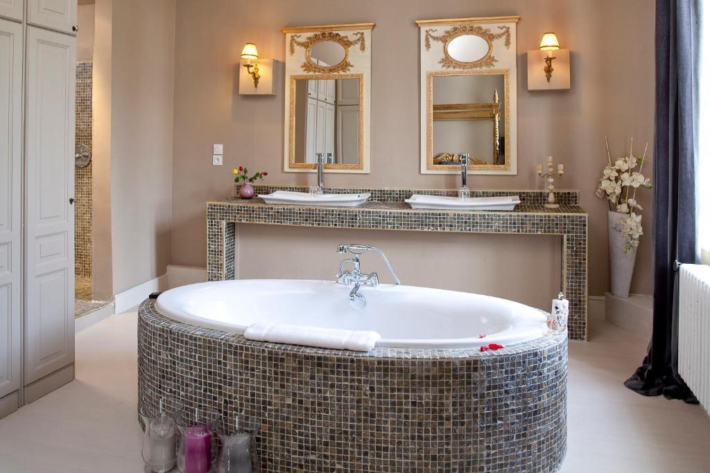 Le Relais Du Silence Chateau Lavail Labastide-dʼAnjou Chambre photo