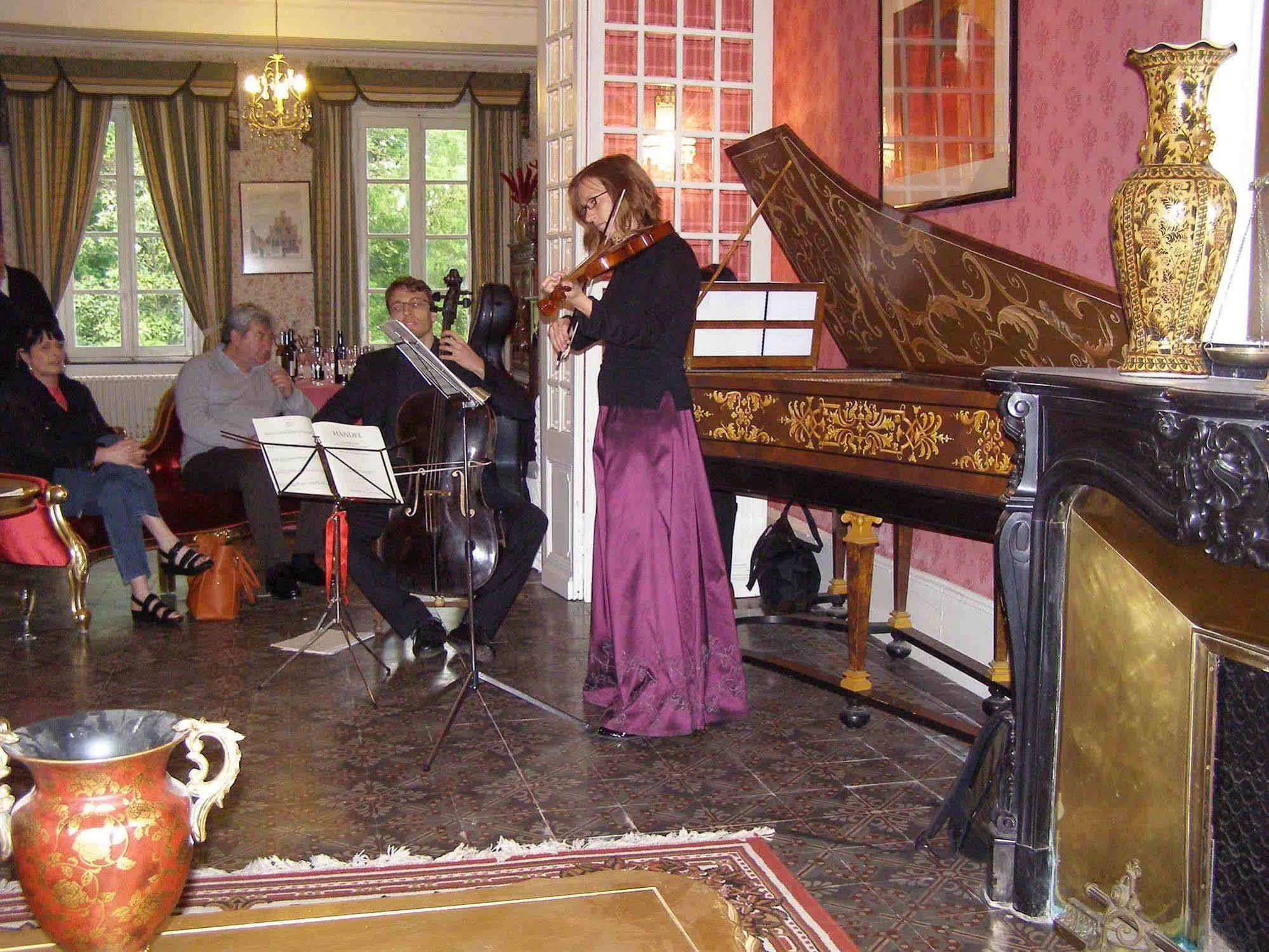 Le Relais Du Silence Chateau Lavail Labastide-dʼAnjou Extérieur photo